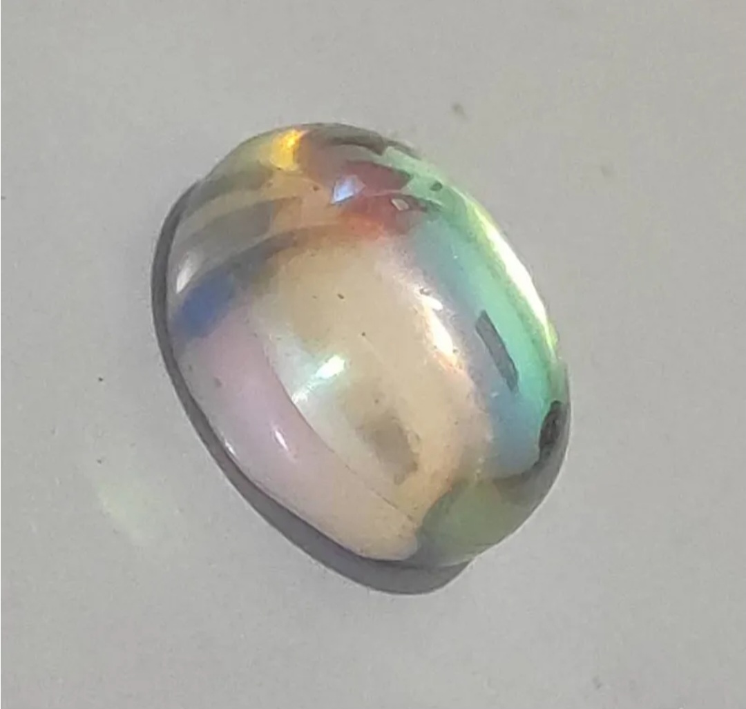 نگین اوپال شفاف تلالو رنگ بسیار بالا